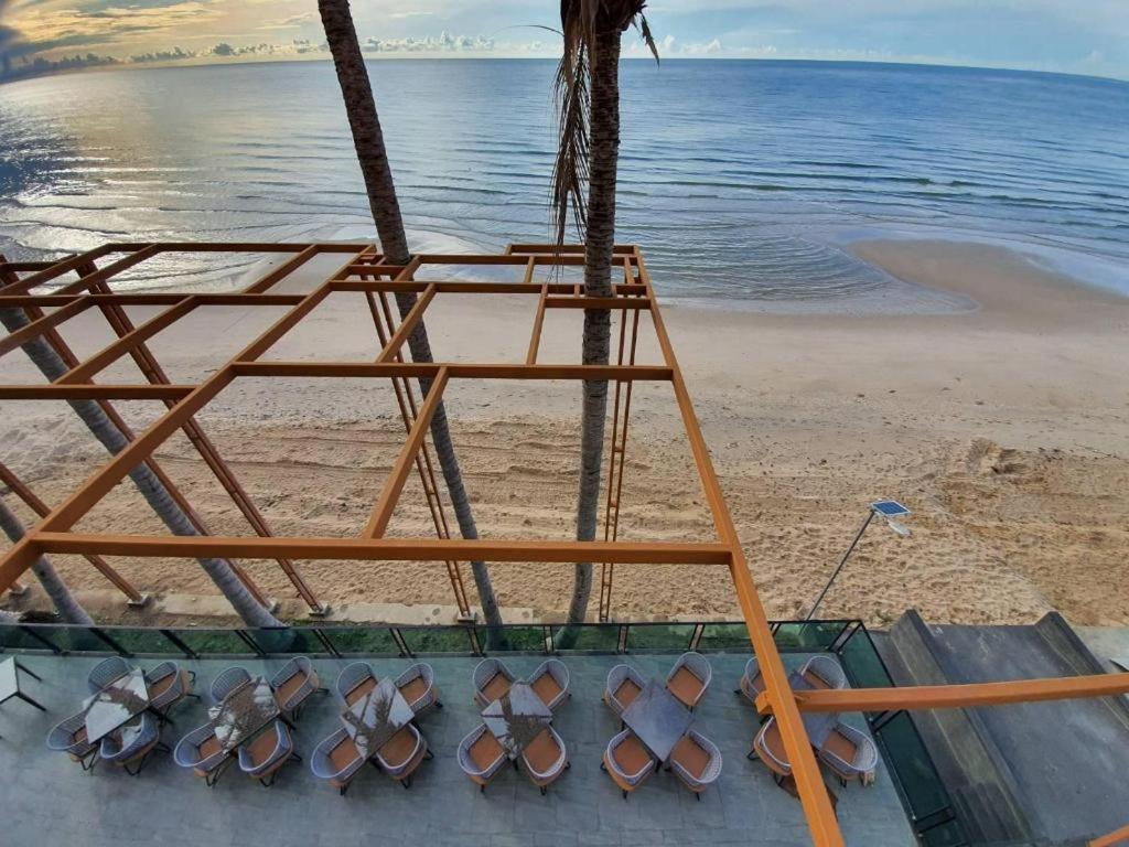Eco Cozy Beachfront Resort Chaam Hua Hin Buitenkant foto
